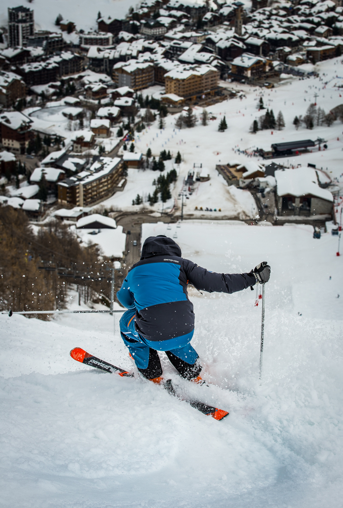 english ski instructor skiing in val disere and tignes